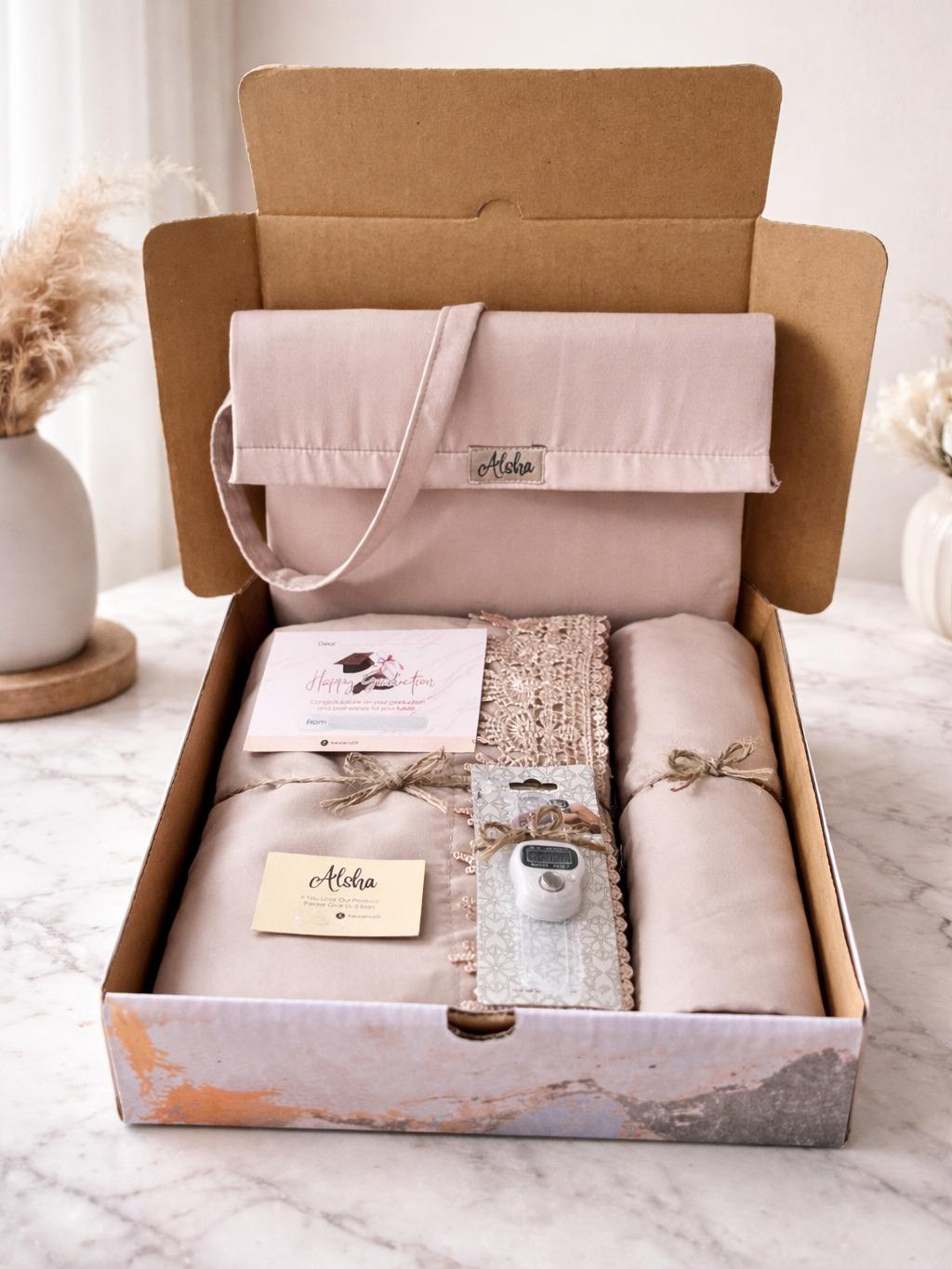 Hampers Mukena Dewasa Kado Mukenah Renda Sultan 2 in 1 hadiah box - Hitam, wisuda